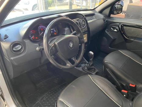 RENAULT Oroch 2.0 16V 4P FLEX DYNAMIQUE AUTOM�TICO, Foto 15