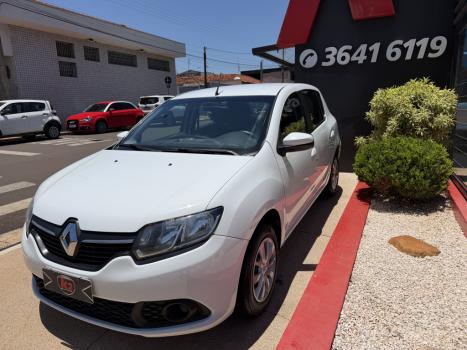 RENAULT Sandero 1.0 12V 4P FLEX SCE EXPRESSION, Foto 3