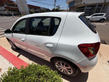 RENAULT Sandero 1.0 12V 4P FLEX SCE EXPRESSION, Foto 6