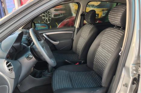 RENAULT Sandero 1.0 16V 4P FLEX EXPRESSION, Foto 4