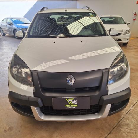 RENAULT Sandero 1.6 4P FLEX STEPWAY, Foto 5 RENAULT Sandero 1.6 4P FLEX STEPWAY, Foto 5