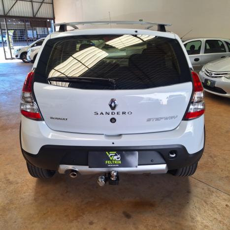 RENAULT Sandero 1.6 4P FLEX STEPWAY, Foto 9 RENAULT Sandero 1.6 4P FLEX STEPWAY, Foto 9