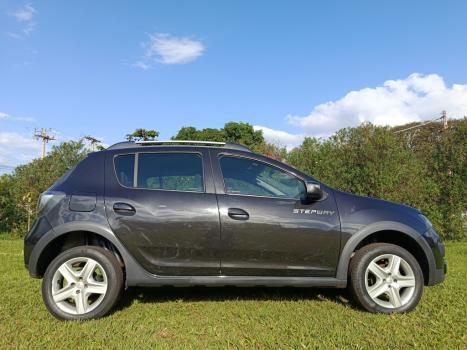 RENAULT Sandero 1.6 16V 4P FLEX SCE STEPWAY DINAMIQUE EASY-R AUTOMATIZADO, Foto 4