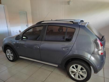 RENAULT Sandero 1.6 16V 4P FLEX STEPWAY TWEED AUTOM�TICO, Foto 2
