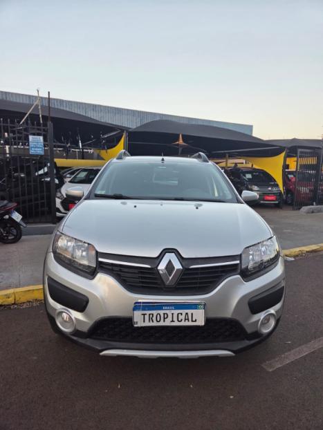 RENAULT Sandero 1.6 16V 4P FLEX STEPWAY, Foto 2