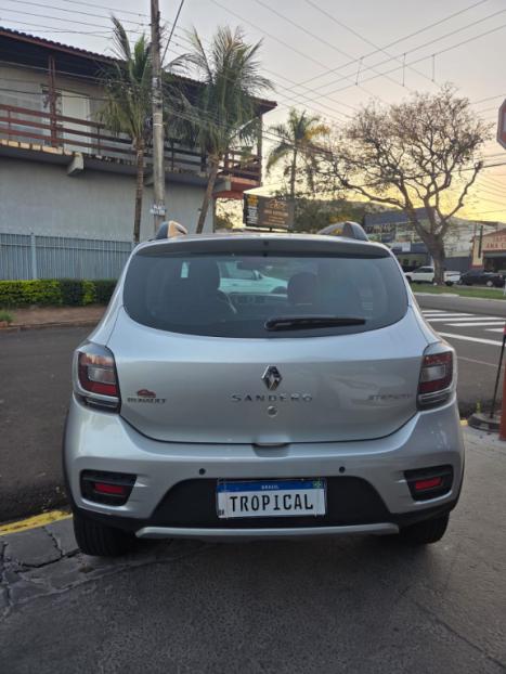 RENAULT Sandero 1.6 16V 4P FLEX STEPWAY, Foto 10