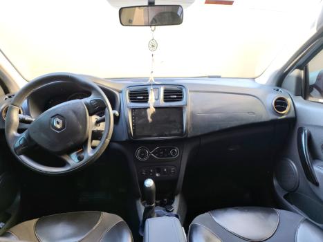 RENAULT Sandero 1.6 4P FLEX STEPWAY, Foto 4