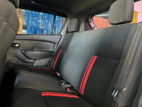 RENAULT Sandero 2.0 16V 4P RS FLEX, Foto 7