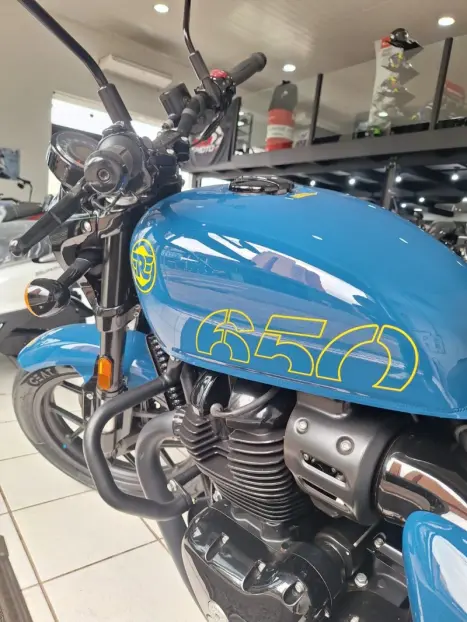 ROYAL ENFIELD Interceptor 650 , Foto 12