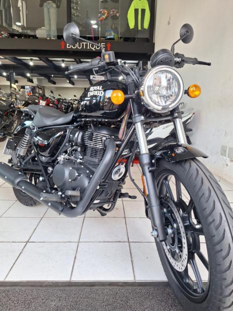 ROYAL ENFIELD Meteor 350 ABS, Foto 4