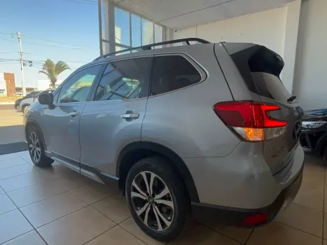 SUBARU Forester 2.0 16V 4P LX 4X4 AUTOMÁTICO, Foto 10
