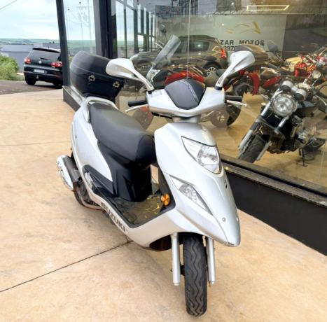 SUZUKI Burgman 125 , Foto 2