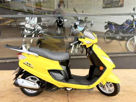 SUZUKI Burgman 125 , Foto 1