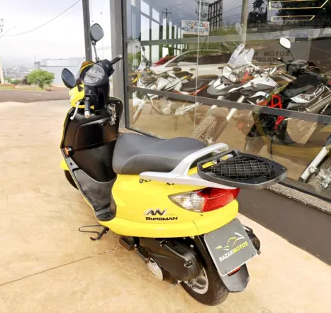 SUZUKI Burgman 125 , Foto 3