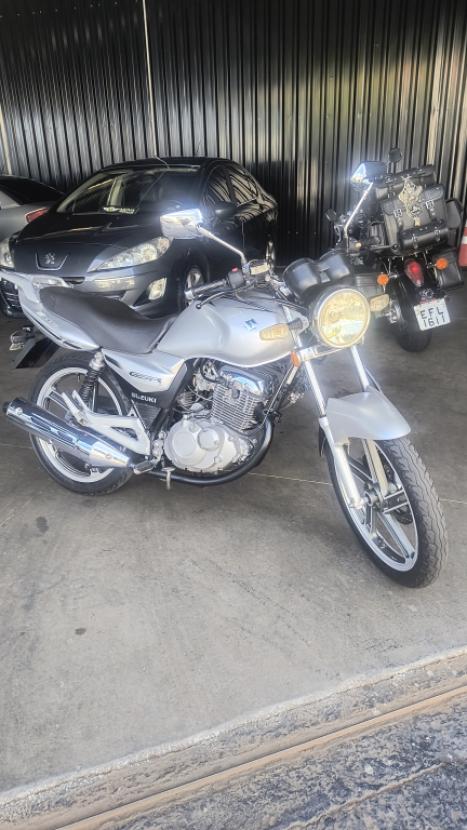 SUZUKI GSR 150 I, Foto 7