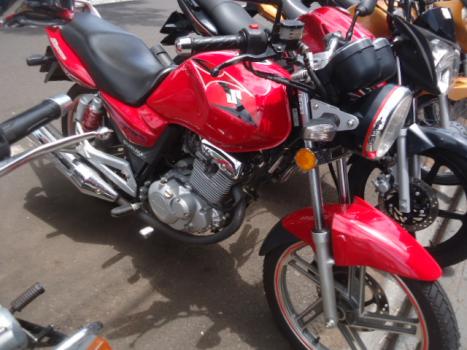 SUZUKI GSR 150 I, Foto 2