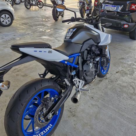SUZUKI GSX 8S , Foto 11