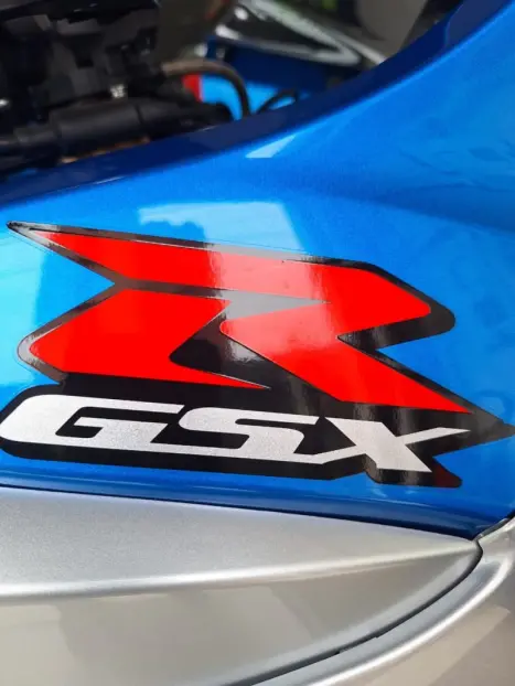 SUZUKI GSX-R 1000 RA, Foto 12