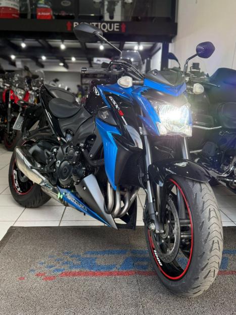 SUZUKI GSX-S 1000 A, Foto 6