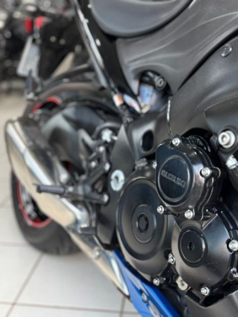 SUZUKI GSX-S 1000 A, Foto 8