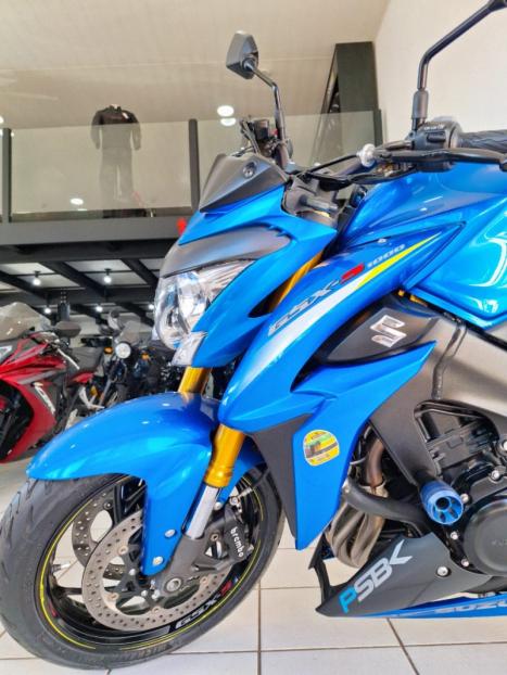 SUZUKI GSX-S 1000 A, Foto 6 SUZUKI GSX-S 1000 A, Foto 6