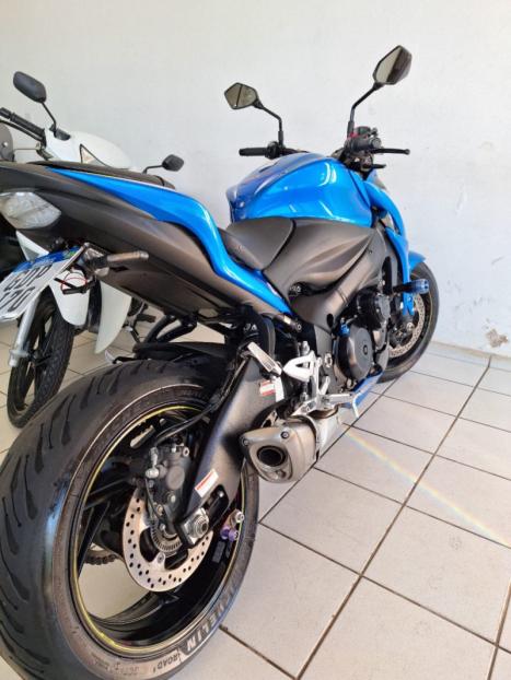 SUZUKI GSX-S 1000 A, Foto 12 SUZUKI GSX-S 1000 A, Foto 12