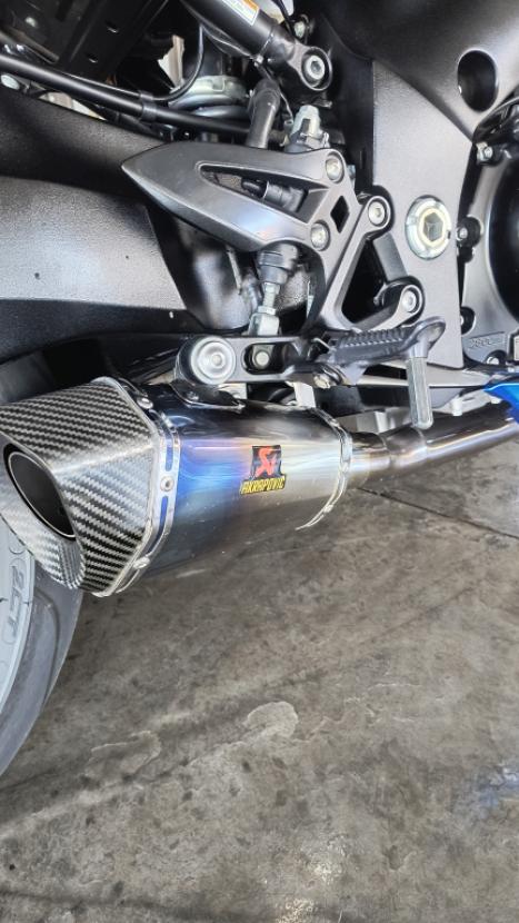 SUZUKI GSX-S 1000 A, Foto 3