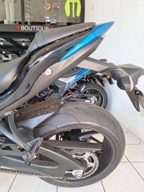 SUZUKI GSX-S 1000 A, Foto 5