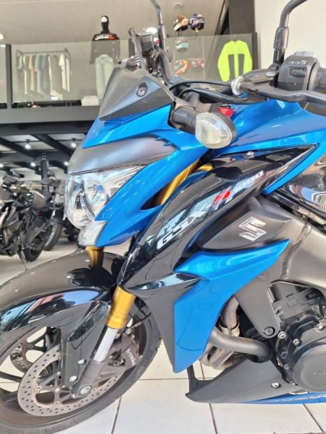SUZUKI GSX-S 1000 A, Foto 7