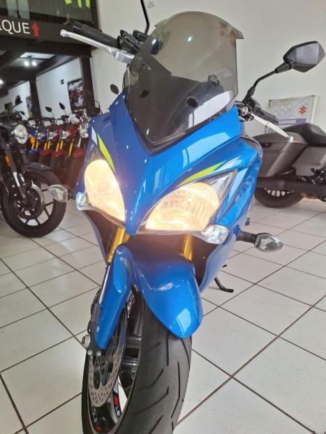 SUZUKI GSX-S 1000 F, Foto 8