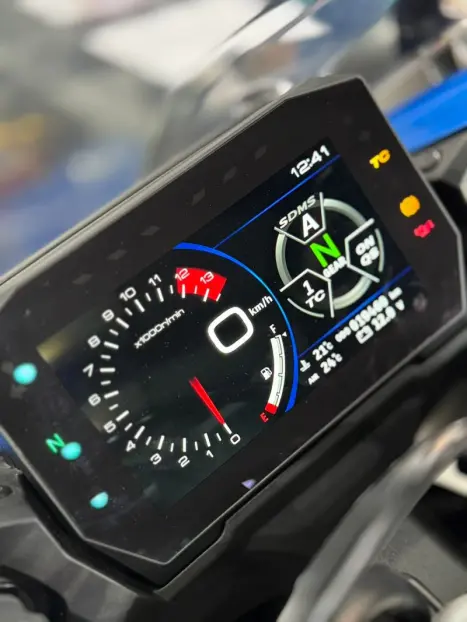 SUZUKI GSX-S 1000 GT, Foto 3