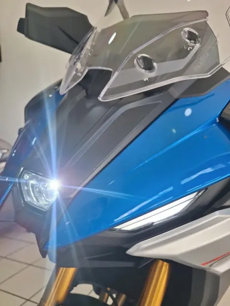 SUZUKI GSX-S 1000 GT, Foto 9