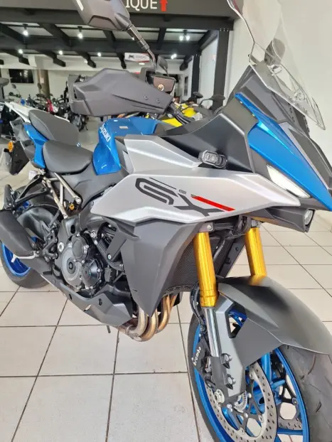 SUZUKI GSX-S 1000 GT, Foto 6