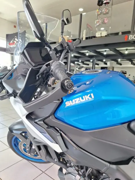 SUZUKI GSX-S 1000 GT, Foto 11