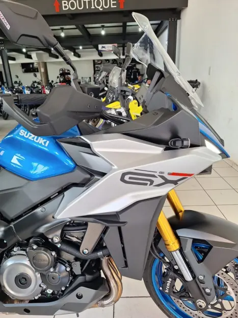 SUZUKI GSX-S 1000 GT, Foto 12