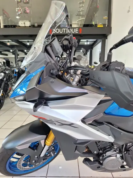 SUZUKI GSX-S 1000 GT, Foto 13