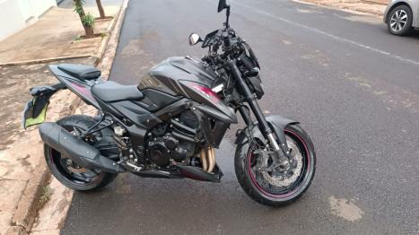 SUZUKI GSX-S 750 ABS, Foto 2