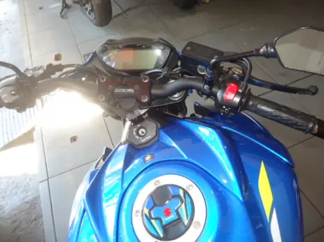 SUZUKI GSX-S 750 ABS, Foto 3