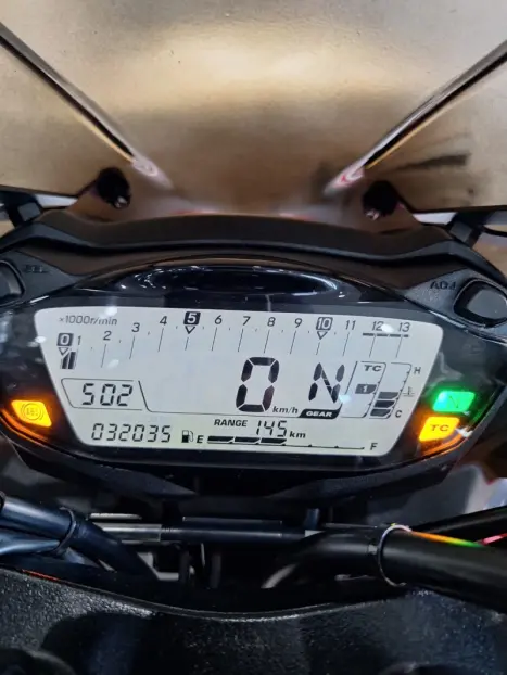SUZUKI GSX-S 750 ABS, Foto 3