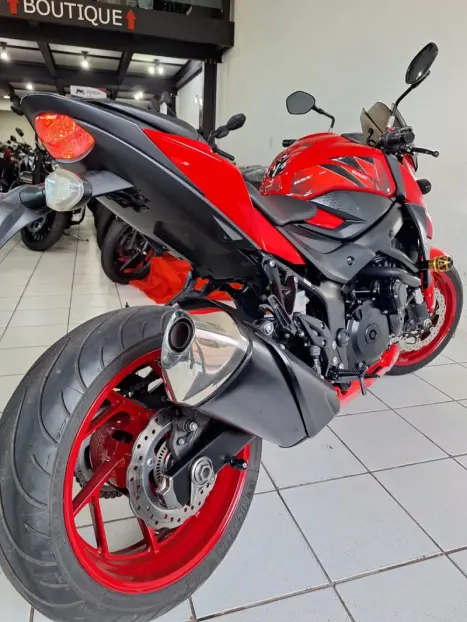 SUZUKI GSX-S 750 ABS, Foto 7