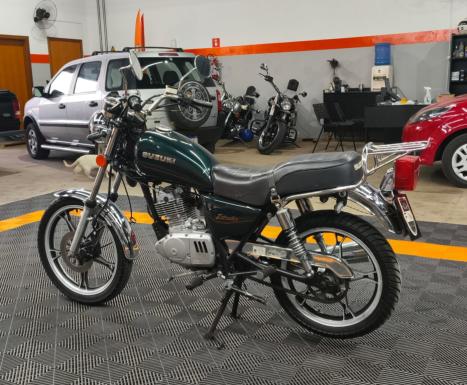 SUZUKI Intruder 125 , Foto 5