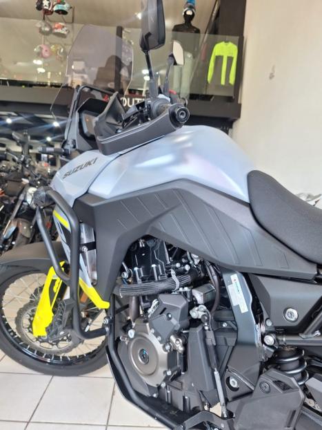 SUZUKI V-Strom 800 DE , Foto 16