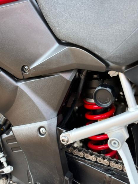 SUZUKI V-Strom DL 1000 , Foto 12