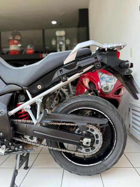 SUZUKI V-Strom DL 1000 , Foto 13