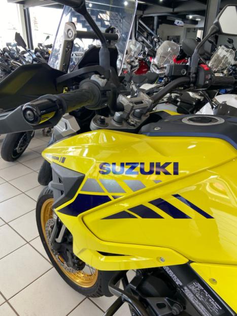 SUZUKI V-Strom DL 1000 XT , Foto 2