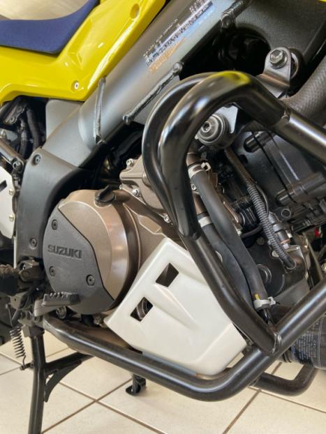 SUZUKI V-Strom DL 1000 XT , Foto 5
