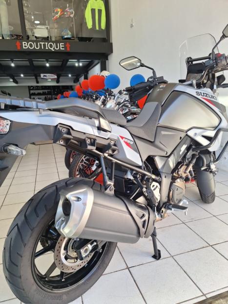 SUZUKI V-Strom DL 1050 , Foto 6