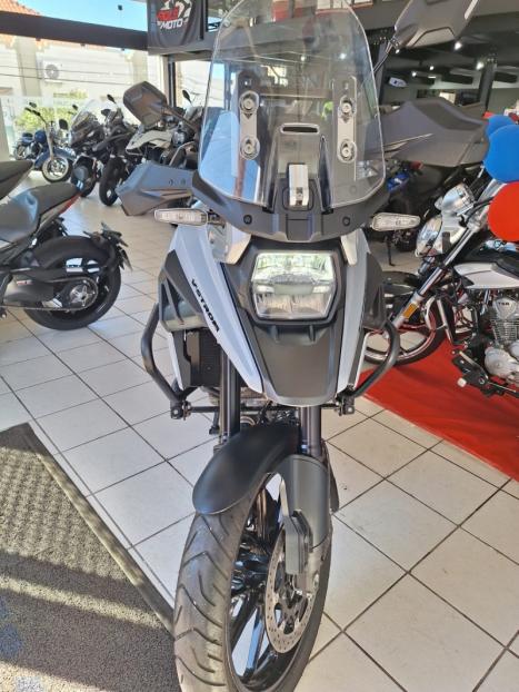 SUZUKI V-Strom DL 1050 , Foto 11