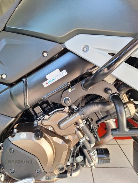 SUZUKI V-Strom DL 1050 , Foto 12