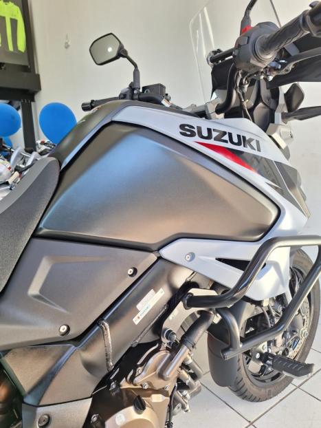 SUZUKI V-Strom DL 1050 , Foto 13